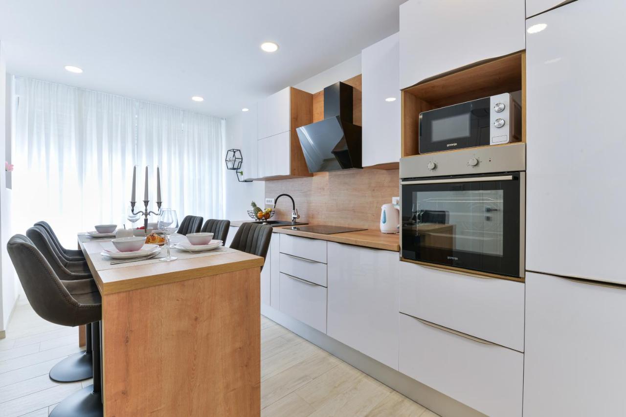 Zara Lumina Apartment Buitenkant foto